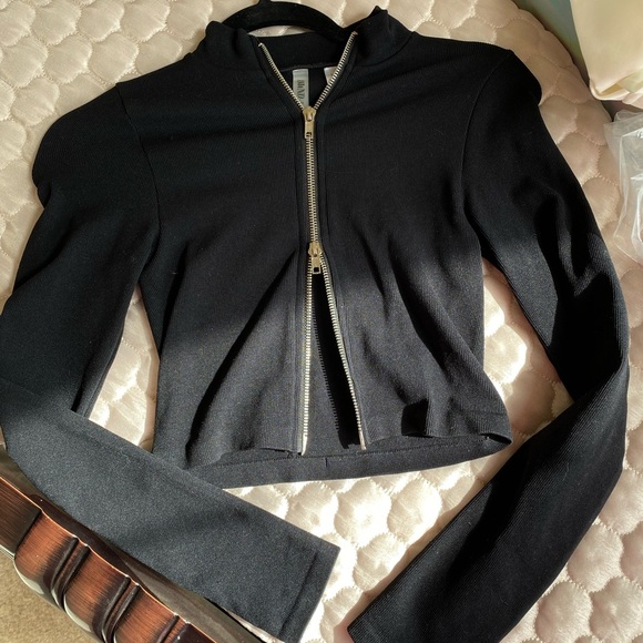 Long Sleeve Seamless Double Zip Top - Picture 2 of 2